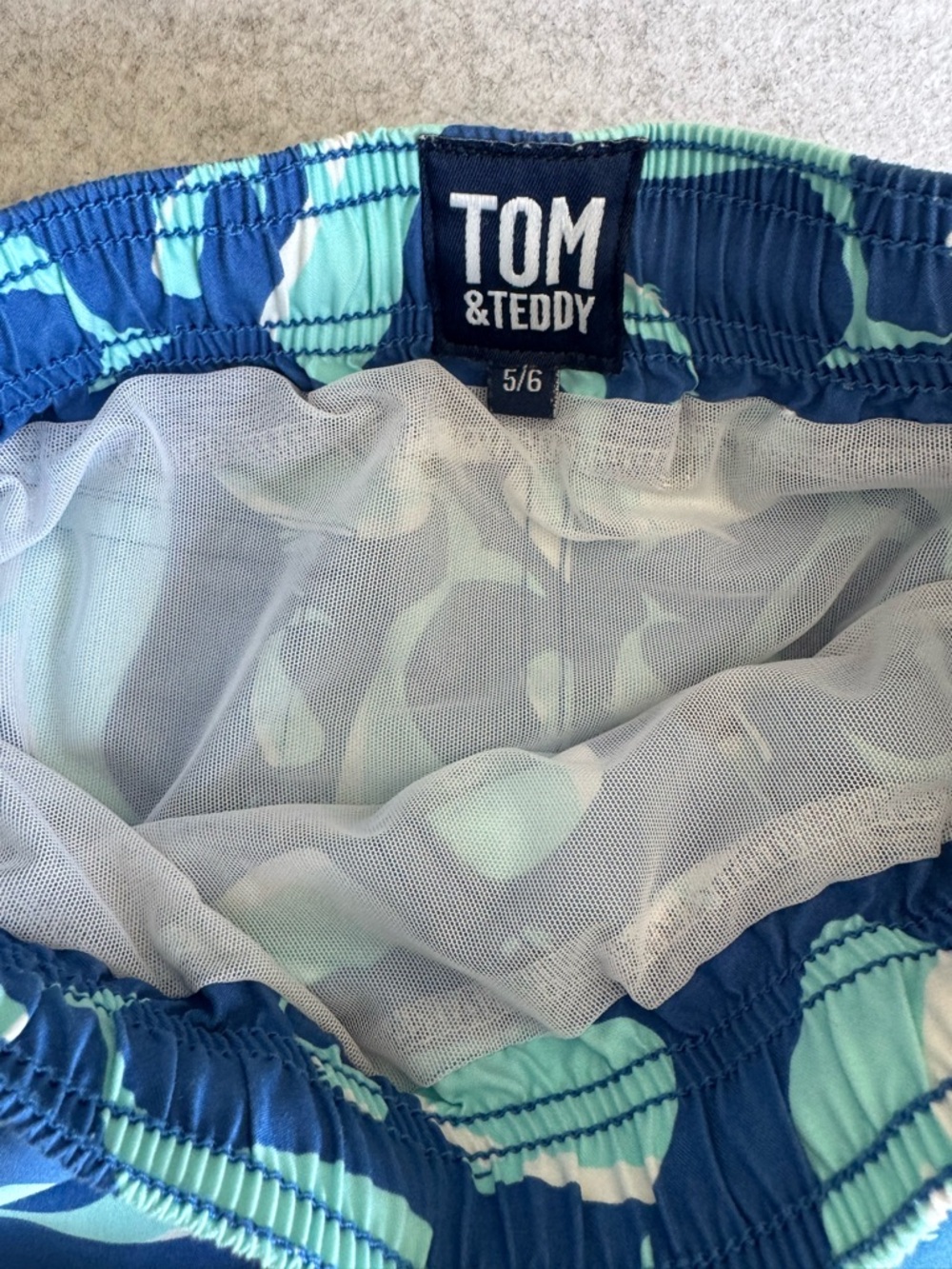 Tom and Teddy Boys Swim Trunk Bundle Size 5/6 - Picture 5 of 8